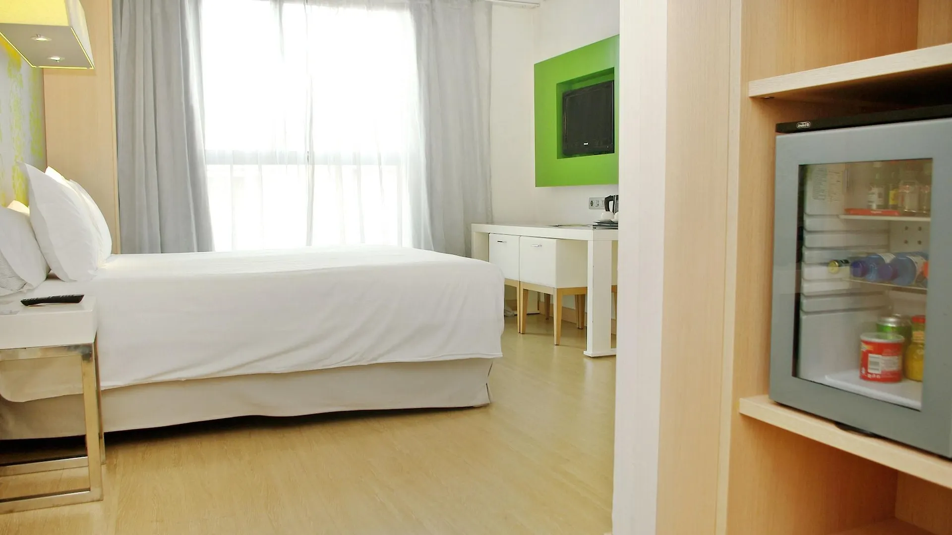 Hotel Doubletree By Hilton Gerona